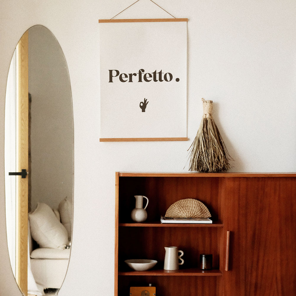 Perfetto poster - Image 2